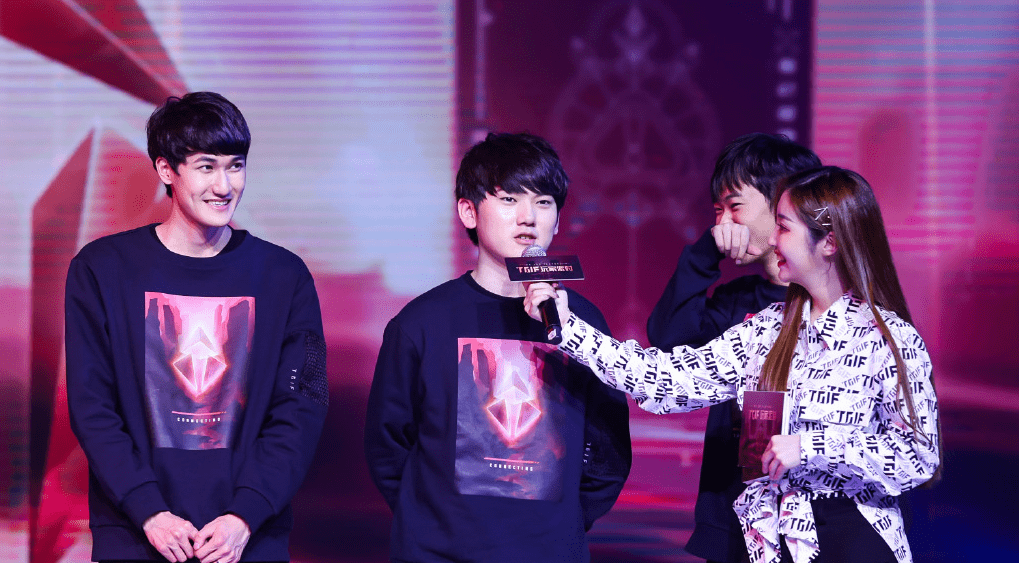 九游娱乐-包含JackeyLove回归赛场，精彩发挥首场状态亮眼，TES观众沸腾！的词条